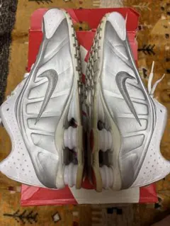 2026年最新】NIke shox ホワイト スニーカーの人気アイテム - メルカリ