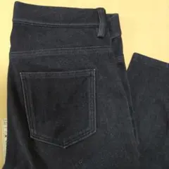 ユニクロ ダークブルー ストレートデニム