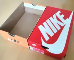 NIKE スニーカー 空箱