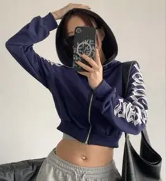 SHEIN ロゴプリント クロップド丈 ジップアップパーカー Sサイズ
