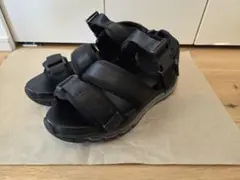極美品・箱付】HARE ベルトスニーカーサンダル ブラック S 試し履き