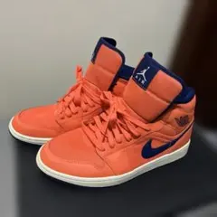 NIKE AIR JORDAN 1 MID オレンジ ネイビーのサムネイル