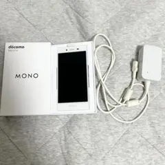 docomo MO-01K ホワイト 本体 純正ACアダプタ充電器(タイプB)付