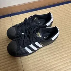 adidasアディダス　スーパースター