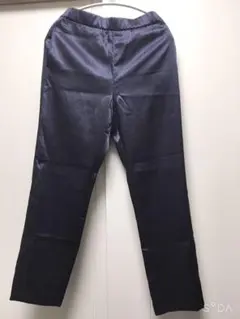 新品❣️未使用❣ サテン✨パンツ✨ドット柄　UNITED ARROWS❣️ネイビー❣️