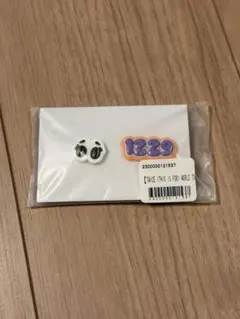 TWICE サナ　ピンバッチ