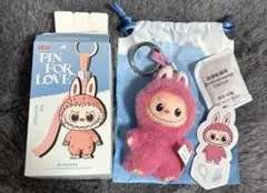 THE MONSTERS PIN FOR LOVE イニシャル　ラブブ　Q