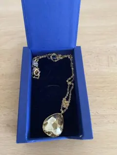 Swarovski ゴールドクリスタルネックレス　スワロフスキー