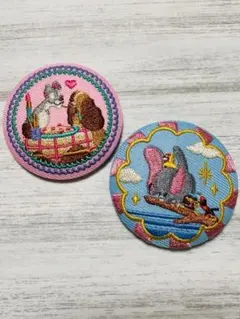ディズニー　刺繍缶バッジ　ダンボ　わんわん物語