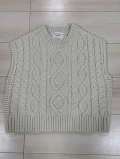 チャオパニックティピー / ニットベスト