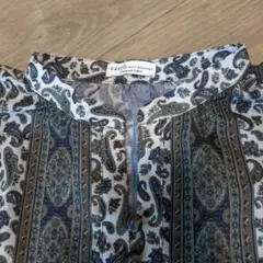 お値下げ新品earthプレミアムラベル　チュニックブラウス総柄ブルーグリーン系