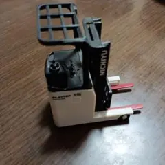 ニチユ リーチフォーク プラッター プルバック式 ミニカー - メルカリ