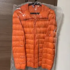 ユニクロ　ウルトラライトダウンジャケット　フード付き　オレンジ　XL