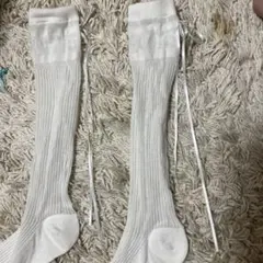 靴下　シースルー　リボン　twice ミナ　グレー着用のサムネイル