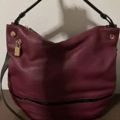 ☆開店セール☆ 使用数日 美品 フルラ レザー モンマルトル ロゴ 2WAY②