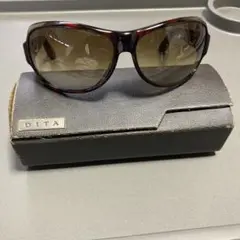 DITA scandal-009Cです