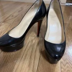 Christian Louboutin パテント パンプス ブラック 36ハーフのサムネイル