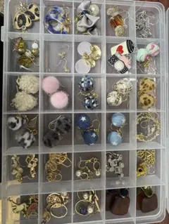 多様なデザインピアス30個セット