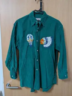 【ビンテージ古着】緑色ウエスタン 刺繍入りシャツ Mサイズ　即日発送