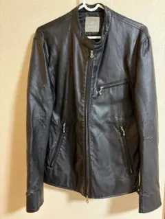 レザーライダースジャケット ジッパー付き　ポケット付き　経年劣化