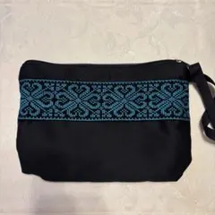 新品未使用:ドバイ直輸入】伝統編物ポーチ(大)タッセル付き - メルカリ