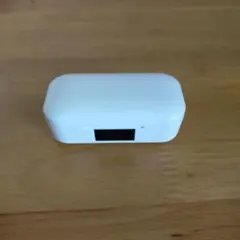 最終値下げ　3coins ワイヤレスイヤホン ホワイト 充電ケース付き