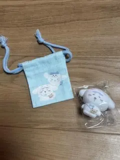 ちいかわ×サンリオ ハチワレ シナモン フロッキーチャーム＆巾着