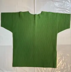 タグ付未使用HOMME PLISSÉ ISSEY MIYAKE 半袖トップ3月 - メルカリ