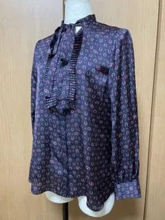 ANAYI アナイ　紫色　長袖　ブラウス　サイズ38 新品同様　購入価格約3万円のサムネイル