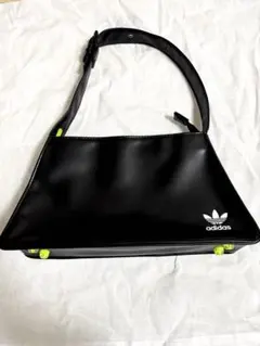 adidasOriginals バッグ　セニアスナイダーコラボ