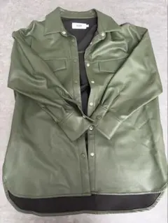 AZUL by moussy オリーブグリーン ロングレザーシャツ ベルト付き