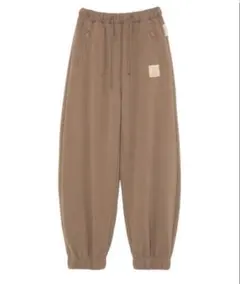 andmary Mary heart pants beige - メルカリ