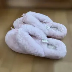 2026年最新】UGG スリッパ・ルームシューズの人気アイテム - メルカリ