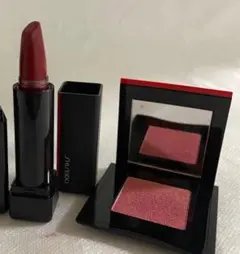 SHISEIDO 口紅1点・アイシャドウ1点　計点セット売りのサムネイル