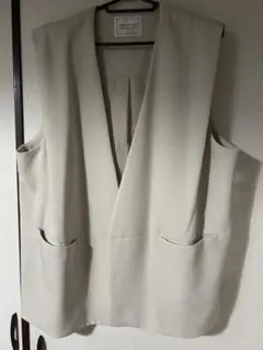 ベージュ ベスト