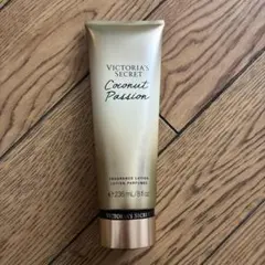 Victoria’s Secret Coconut Passionボディクリームのサムネイル