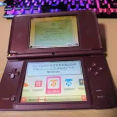 中古のNintendo DSiLLワインレッドジャンク品