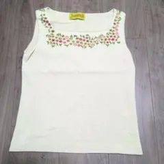 Jocomomola 花柄刺繍 ノースリーブニット
