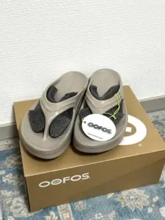 OOFOS ウーフォス OOmega ウーメガ 厚底リカバリーサンダル 24cmのサムネイル