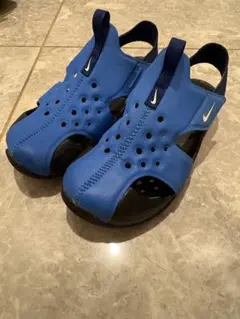 Nik サンダル