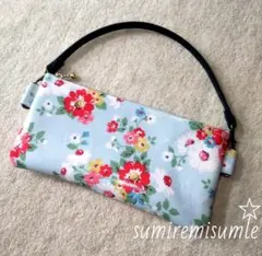 キャスキッドソン＊厚手ラミネート花柄ポーチ＊ハンドメイド＊スマホポーチ