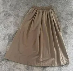 美品　ユニクロ　フレアスカート　Sサイズ ベージュ ひざ丈