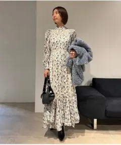 リリーブラウン 花柄ラインワンピース マキシ丈 総柄 結婚式 謝恩会