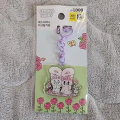 韓国限定　エスター バニー アクリルキーホルダー