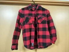 H＆M 赤黒チェック柄　長袖シャツ サイズ140