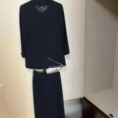 フォーマル・礼服　ジャケットとスカート