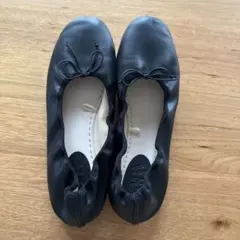 ZARA バレエシューズ