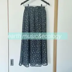 【美品】花柄ロングスカート アースミュージックアンドエコロジー ネイビー