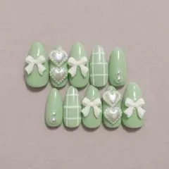 現品】ネイルチップ♡グリーン 水戸 量産型地雷韓国ワンホンイニシャル