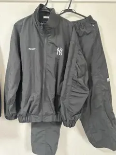 美品 Perushu × MLBナイロンセットアップL 即完売品のサムネイル